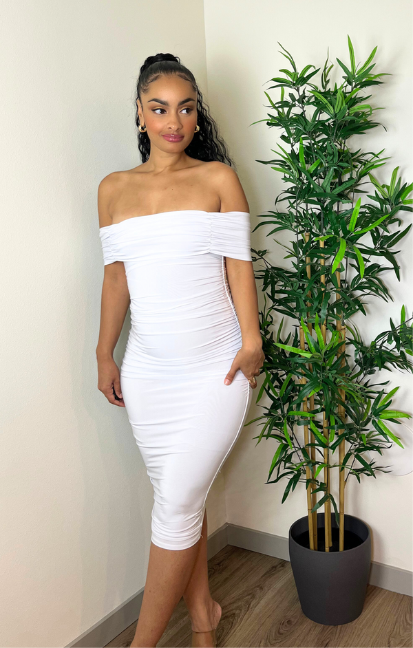 Off-The-Shoulder Bodycon Dress